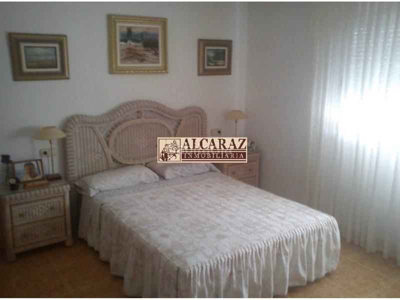 Foto af150bcb-d7e6-4396-ba12-f4d7904c6a0c. Casa  en venta en la almadrabacoveta fumàamerador en Campello (el)