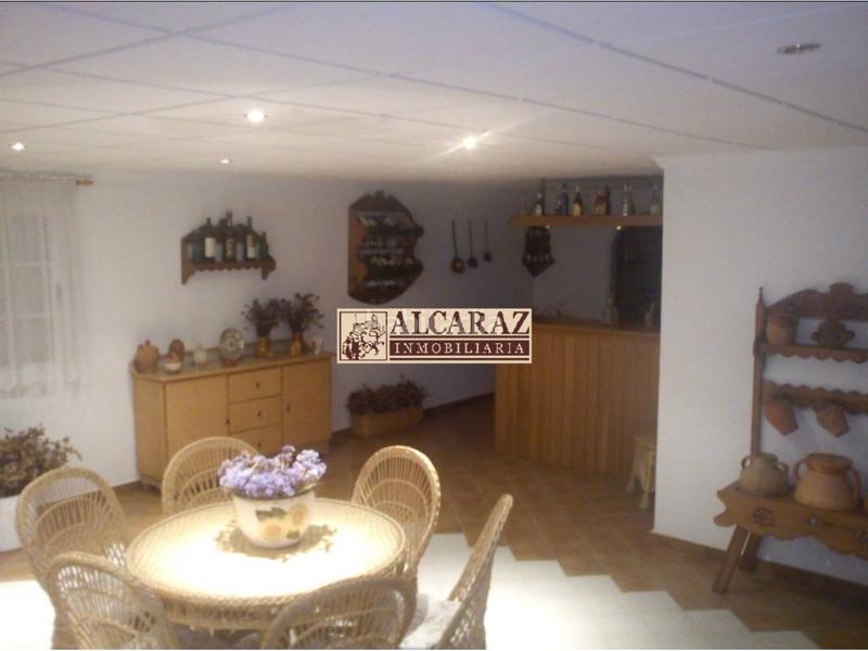 Foto f8c9f433-c81d-4b9a-a2b1-78b073906274. Casa  en venta en la almadrabacoveta fumàamerador en Campello (el)