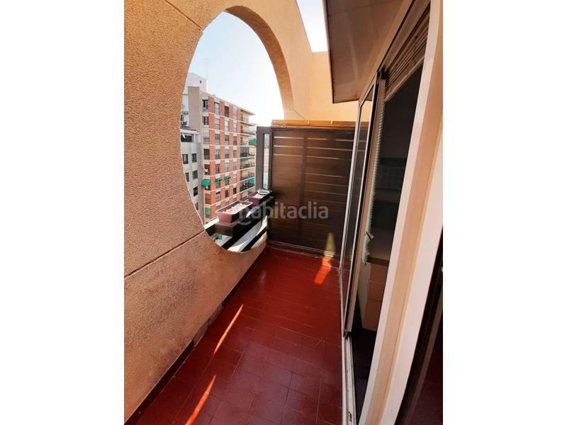 Foto 03e193e5-2cb3-43fd-b3aa-4a0d081c32a2. Oficina  en venta en centro tradicional en Alicante