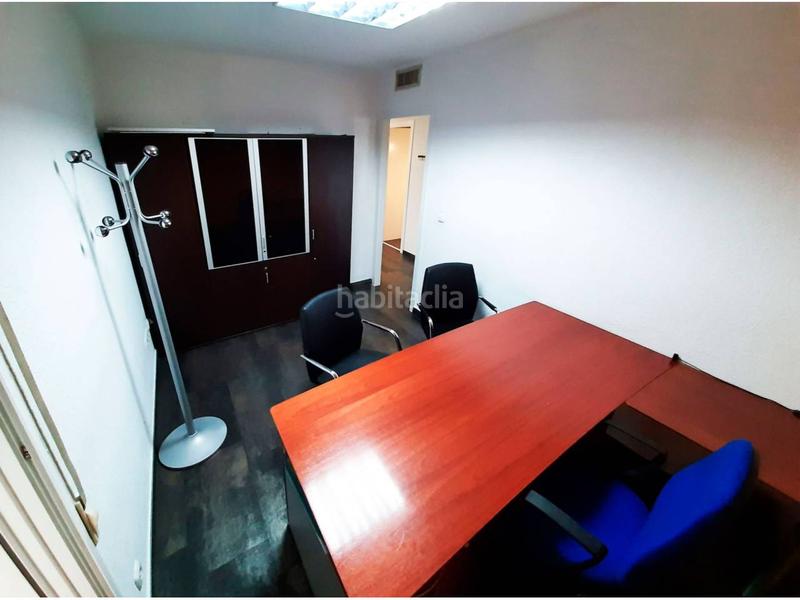 Foto 203c073b-9129-4f47-96d5-ed4cdabe8d56. Oficina  en venta en centro tradicional en Alicante