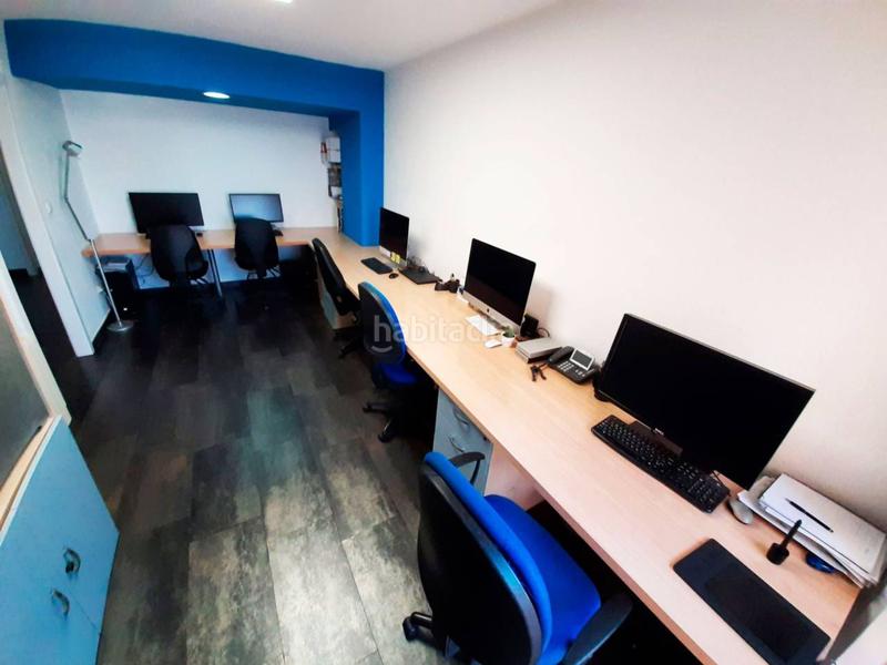 Foto 420aaae8-8a5a-42ef-b22d-0a513b9ac59c. Oficina  en venta en centro tradicional en Alicante