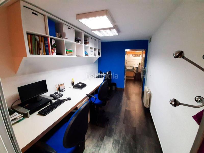 Foto 783b0cc2-9628-4cdc-b08c-936ee356cd81. Oficina  en venta en centro tradicional en Alicante