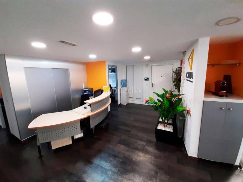 Foto 7caab856-4834-4692-ad0e-92f930a2330c. Oficina  en venta en centro tradicional en Alicante