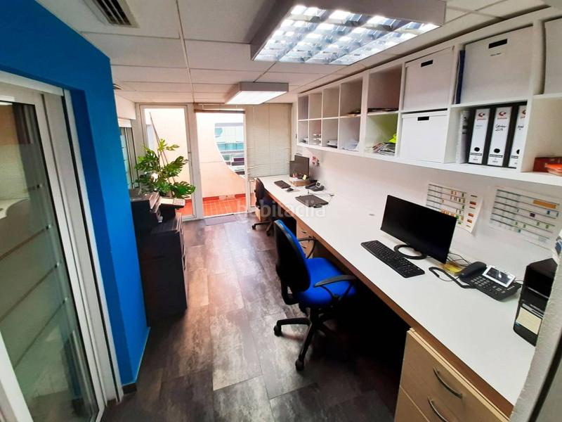 Foto 8109e9f6-928c-473b-bd58-0048dc5edd78. Oficina  en venta en centro tradicional en Alicante