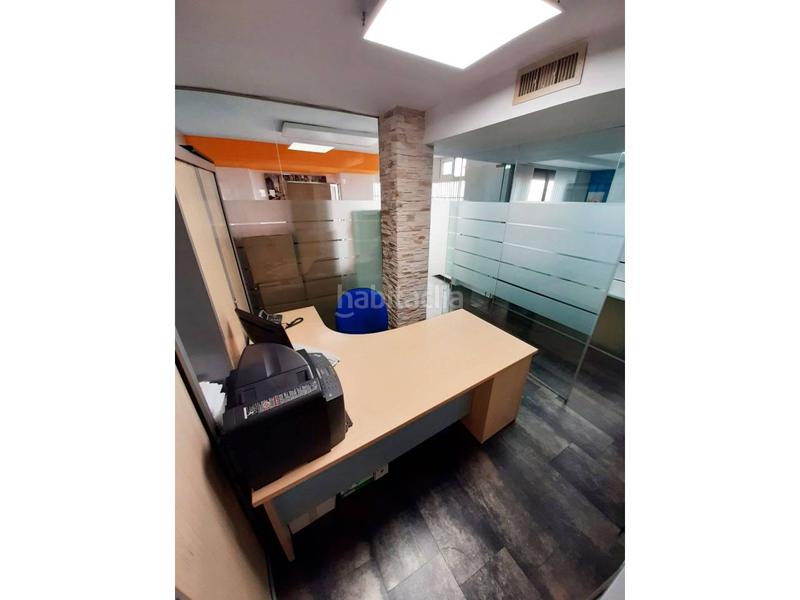 Foto f96f5b94-c56b-4996-90f3-e365c62b428a. Oficina  en venta en centro tradicional en Alicante