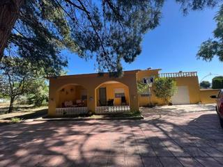 Xalet a Castalla. Chalet en venta en castalla