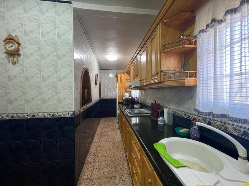 Foto 478a3ba3-201d-494e-86c1-3bfafa13da84. Chalet mit parking pool in Castalla