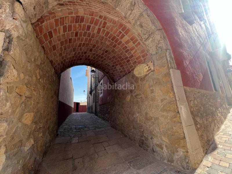 Foto 4651f683-3bee-4f47-bcba-cbf06067e080. Casa amb calefacció a Penàguila