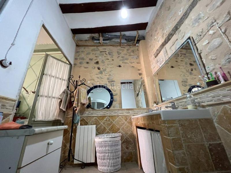 Foto 470d0d64-2f4f-468d-b779-b09850d8a940. Casa amb calefacció a Penàguila