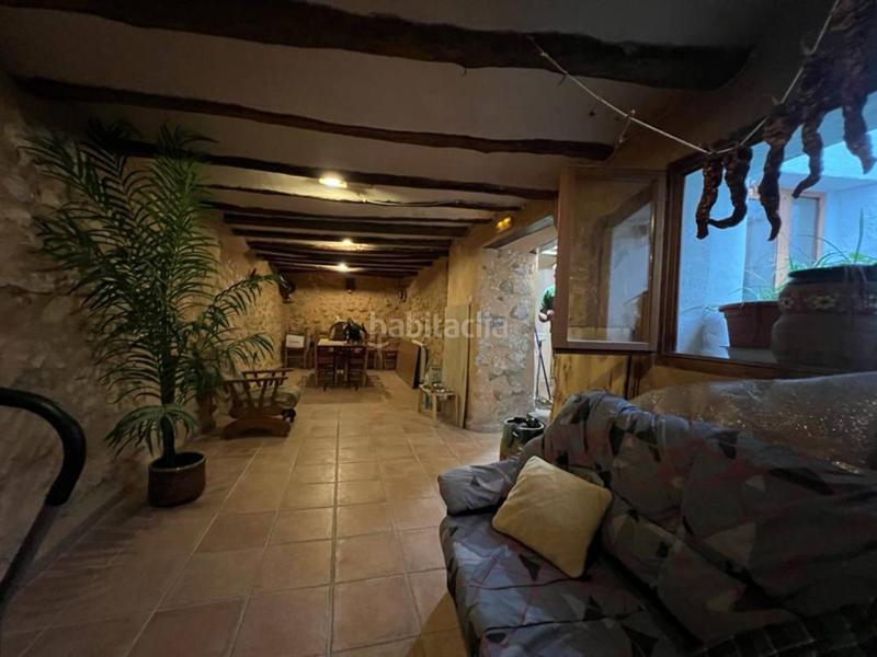 Foto 4b214a79-e1df-4346-ae3d-2a594d29cc97. Casa amb calefacció a Penàguila