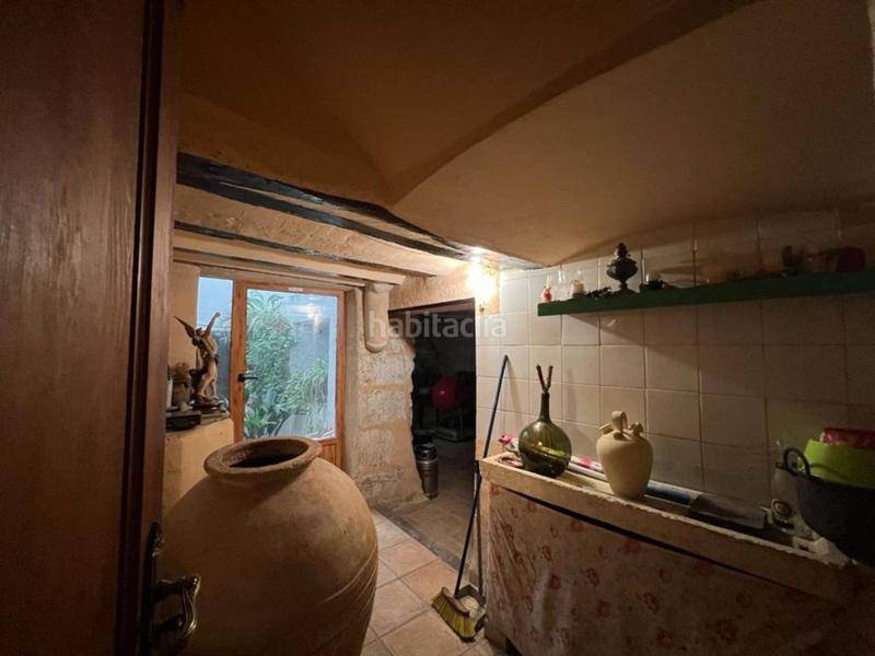 Foto b18652f4-94b7-424f-99b2-d6006490fec8. Casa amb calefacció a Penàguila