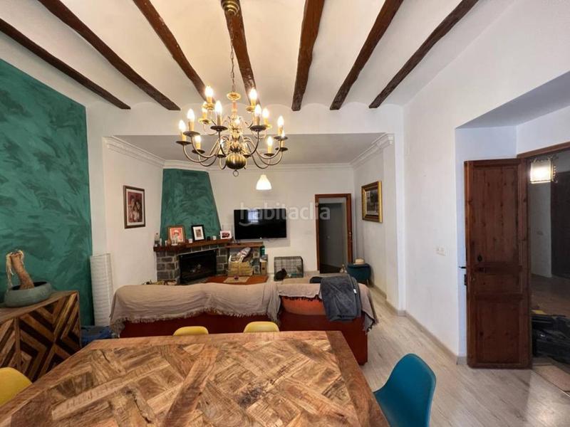 Foto b9cc1764-8d20-4d8c-8e51-cdc23898fb41. Casa amb calefacció a Penàguila