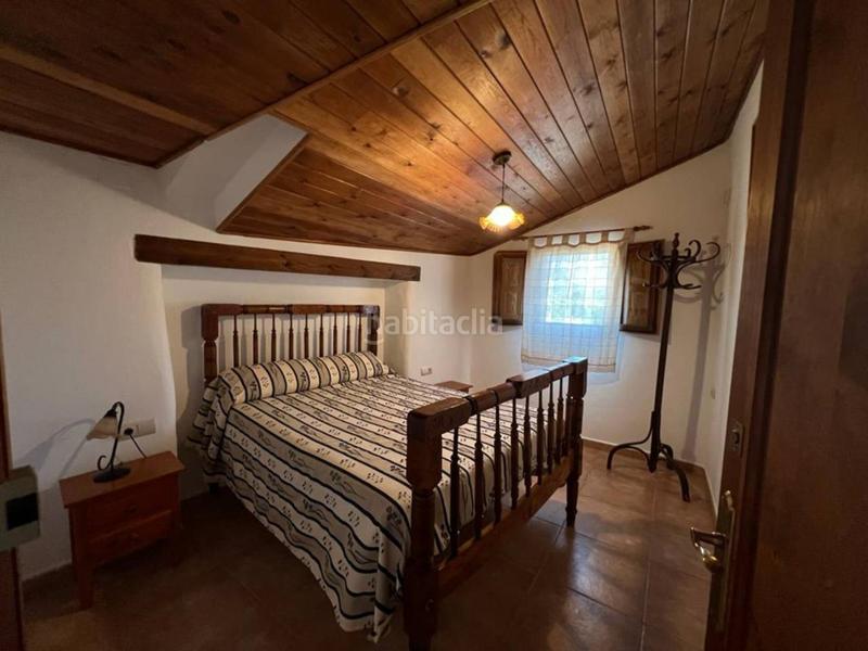 Foto dea17980-cd49-4677-971f-d8cab215324c. Casa amb calefacció a Penàguila