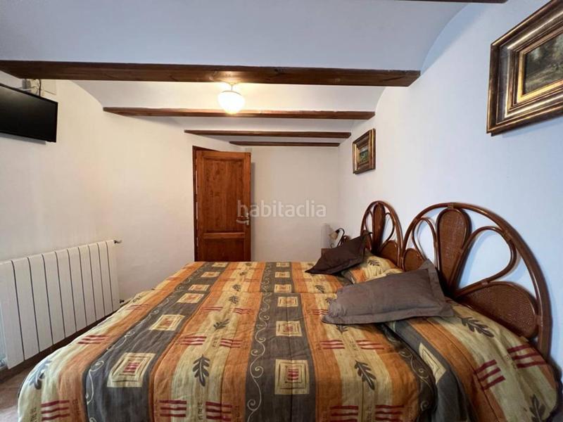 Foto f4b63f69-2b73-4a43-b7cf-db5221b82af0. Casa amb calefacció a Penàguila