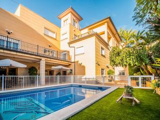 Xalet  Ronda sur. Chalet en venta en crevillent