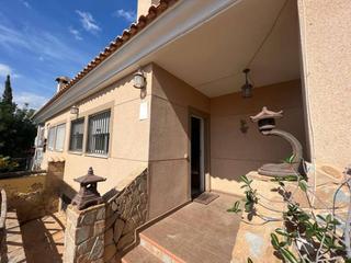 Casa aparellada a Busot. Chalet en venta en busot