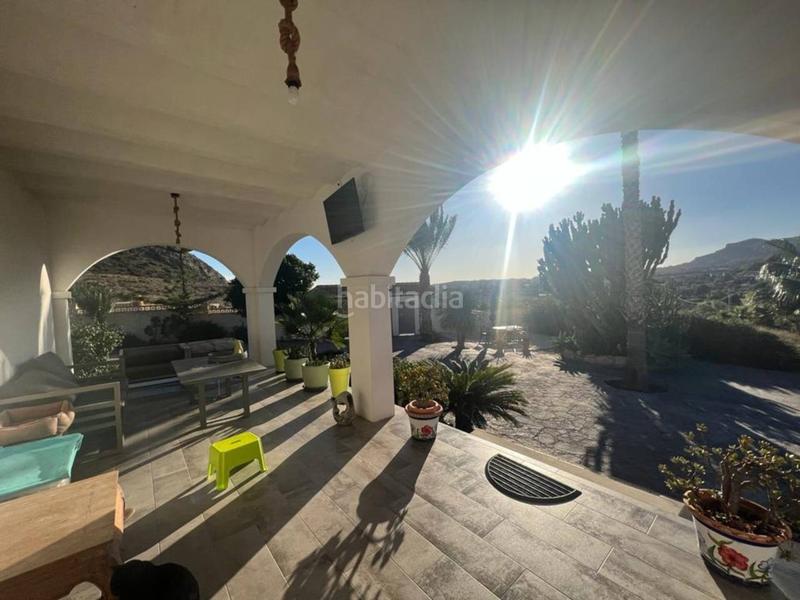 Foto b8143d37-ead9-402b-a69b-236ea4405279. Chalet  en venta en la cañada en Cañada del Fenollar Alicante