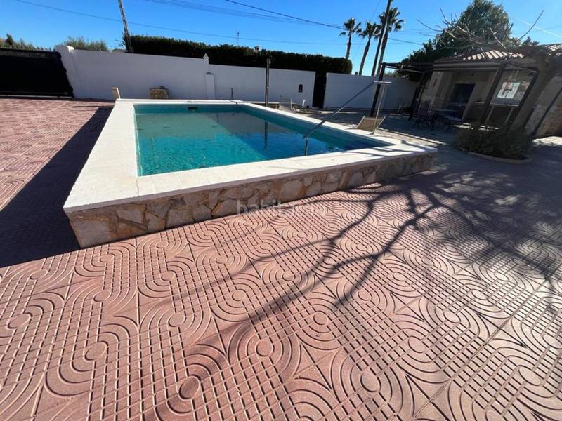 Foto 81d7afe1-88ac-4ef1-a61a-2b88cc347599. Chalet con parcheggio piscina in Moralet Alicante