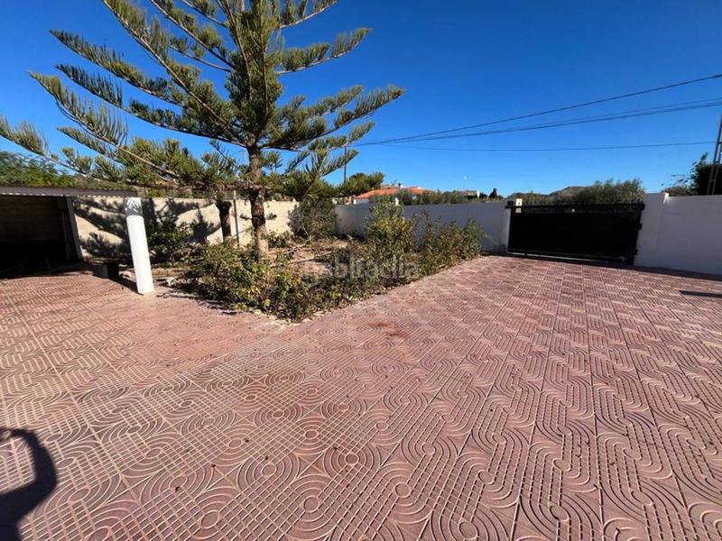 Foto f38ec4d8-f36c-44e4-b420-a4593d55da21. Chalet con parcheggio piscina in Moralet Alicante