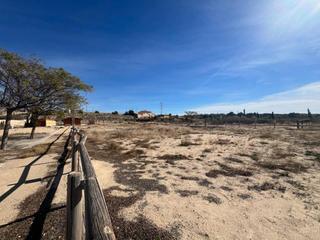 Xalet a La Huerta. Chalet en venta en valle del sol