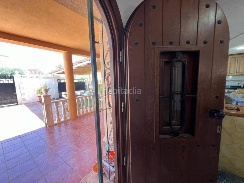 Foto dd00d87c-7963-4152-8f0b-32a9056cd1a0. Xalet amb aparcament piscina a El Altet Elche / Elx