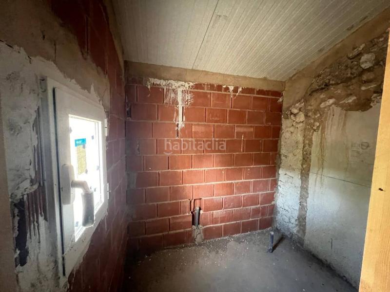 Foto 2560ad89-3e1d-446d-a7fe-12cb34e54af3. Casa amb aparcament piscina a Castalla