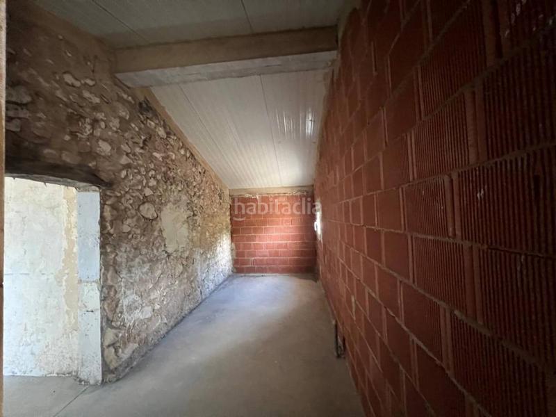 Foto 51760878-550e-40a8-ba62-83fc761287f4. Casa amb aparcament piscina a Castalla