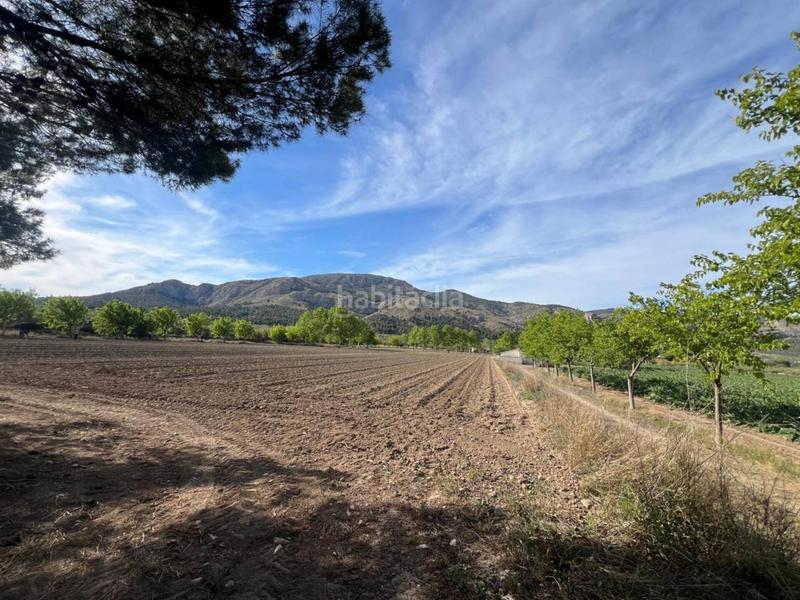 Foto 93a0e1b1-0a94-445a-8a82-438147e65354. Casa amb aparcament piscina a Castalla