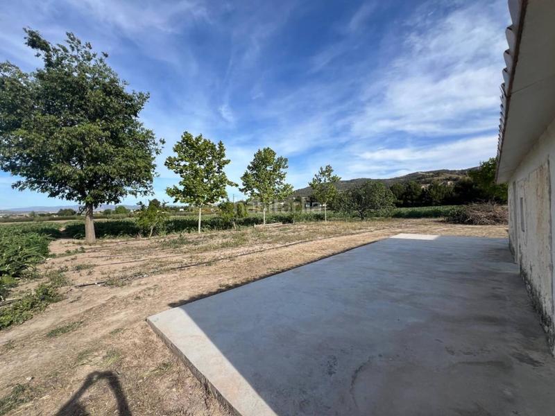 Foto b28e83d2-e44e-4816-a704-40aaf1187e03. Casa amb aparcament piscina a Castalla