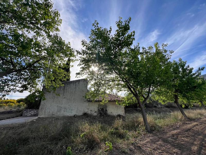 Foto 684a4bab-9a4a-4f10-863c-e0b7d8f381d2. Finca rústica venta de terreno en Castalla