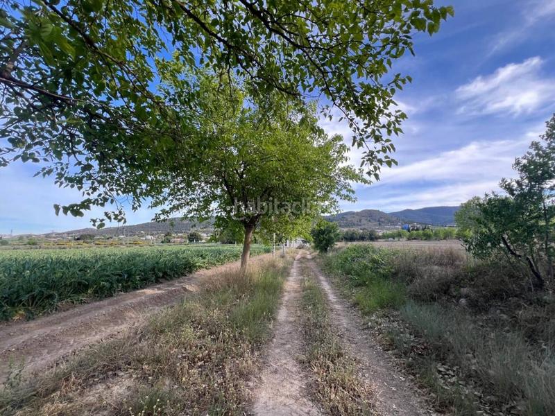 Foto ed9a6add-dffa-4d5f-9643-4a1e591f56b9. Finca rústica venta de terreno en Castalla