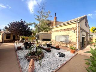 Xalet a Tibi. Chalet en venta en finca terol