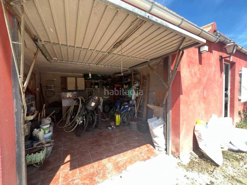 Foto ee6c2e2b-7fdb-41a7-8950-d14af1f6c551. Chalet  en venta en Castalla