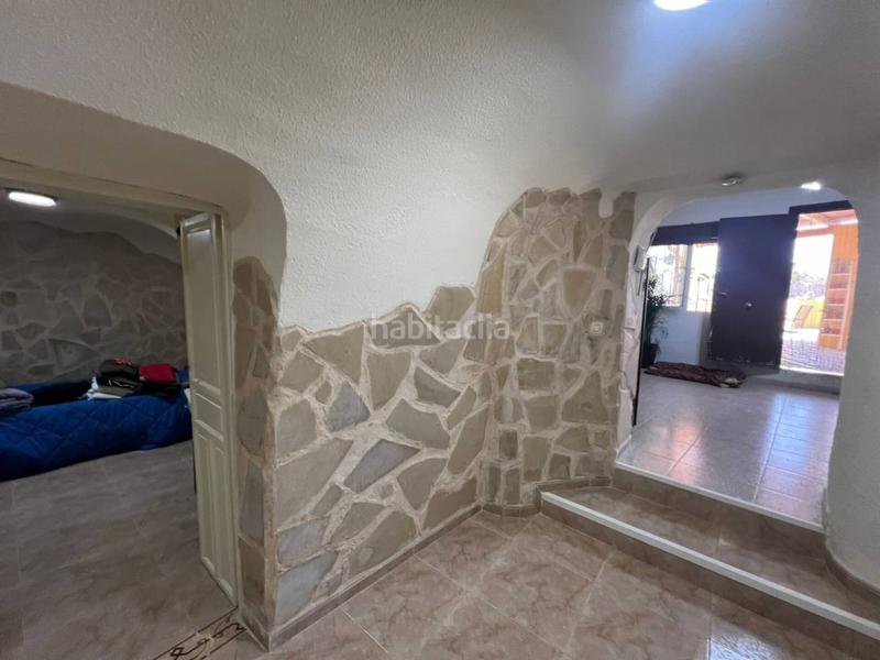 Foto c432e71e-3cc0-42f5-b9f2-955e3525042c. Chalet con parcheggio piscina in Cañada del Fenollar Alicante