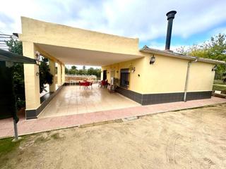 Xalet a Onil. Venta de villa en onil