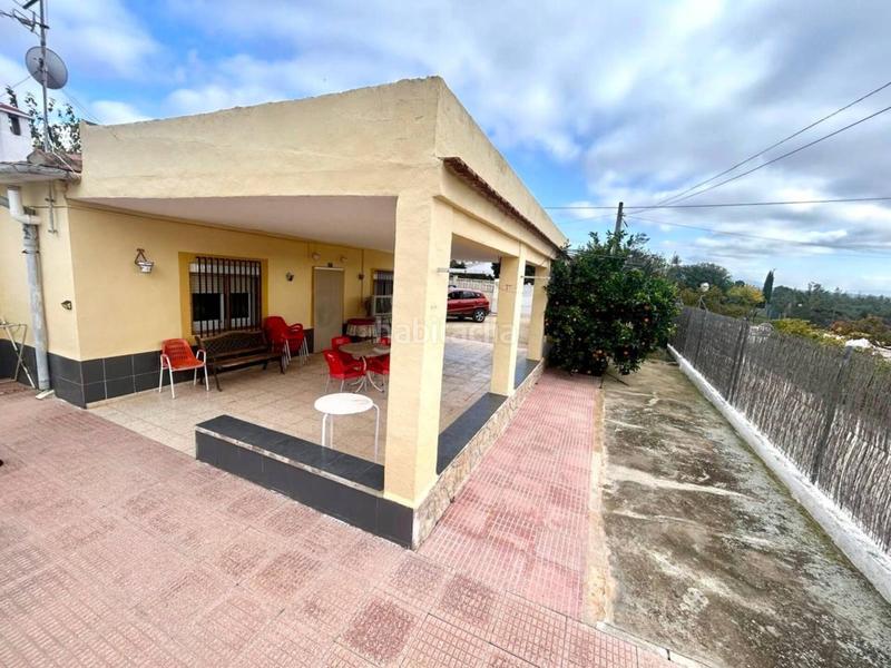 Foto 8544a39f-dac6-49f8-89d3-77077d9ae808. Chalet venta de villa en Onil