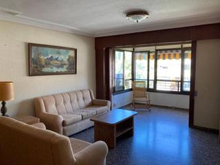 Appartement à San Blas. Piso en avenida doctor rico alicante
