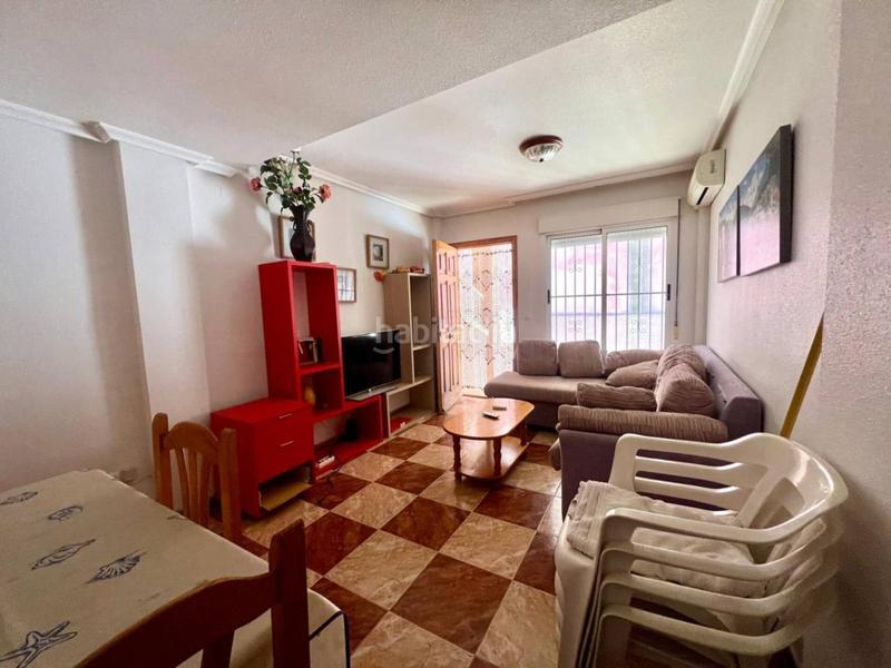 Foto d8b50705-9b2f-46fe-bac8-0f1aa2feb7b3. House with parking in Calas Santiago Bernabeu Santa Pola