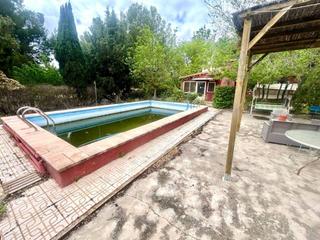 Xalet a Onil. Chalet en venta en castalla