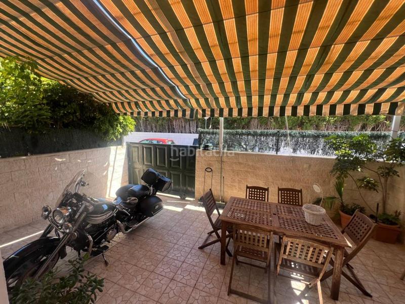 Foto 0ff46925-527a-4264-a6bb-e665497d7c31. Casa adosada  en venta en campello playa en Campello (el)