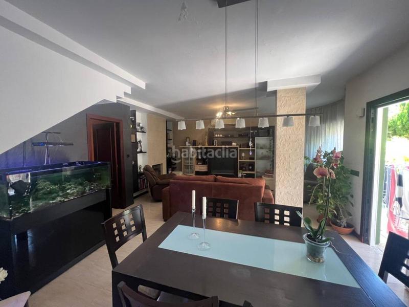 Foto 247615c9-f1e2-4cc8-b6d2-c4981521bd83. Casa adosada  en venta en campello playa en Campello (el)