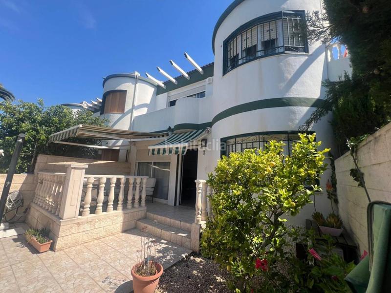 Foto 6855f852-ab08-4a5d-b2ee-d48303014731. Casa adosada  en venta en campello playa en Campello (el)