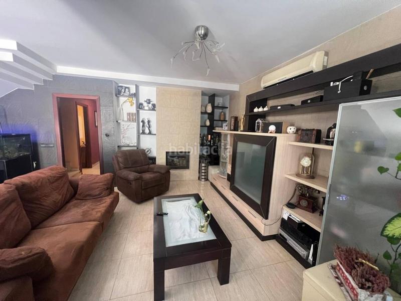 Foto 8371bd97-13ad-4c69-b5b0-4448b4c9f42a. Casa adosada  en venta en campello playa en Campello (el)