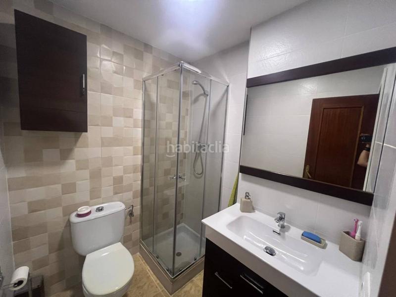 Foto b79b5aec-6f84-4f18-9800-50dc851e6ac5. Casa adosada  en venta en campello playa en Campello (el)