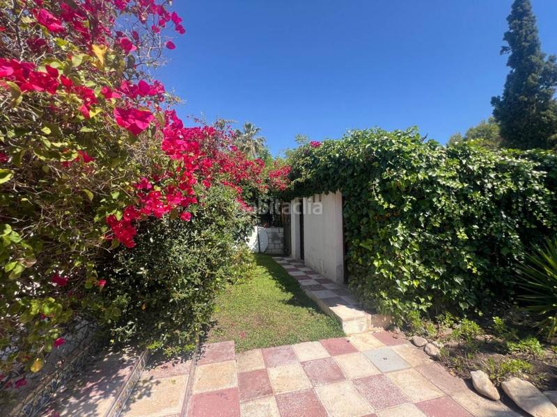 Foto bb01389b-87b9-4e1d-8e04-819313b80708. Casa adosada  en venta en campello playa en Campello (el)