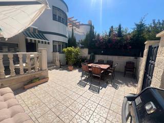 Maison jumelée à Cabo de las Huertas. Adosado en san juan