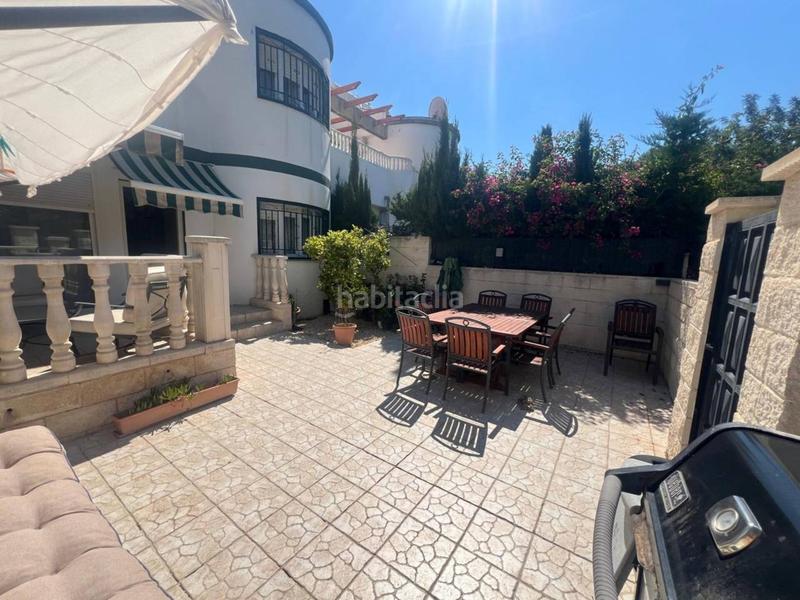 Foto c09b248b-1403-4732-9d75-11f58f1b6f4e. Casa a schiera con parcheggio piscina in Cabo de las Huertas Alicante