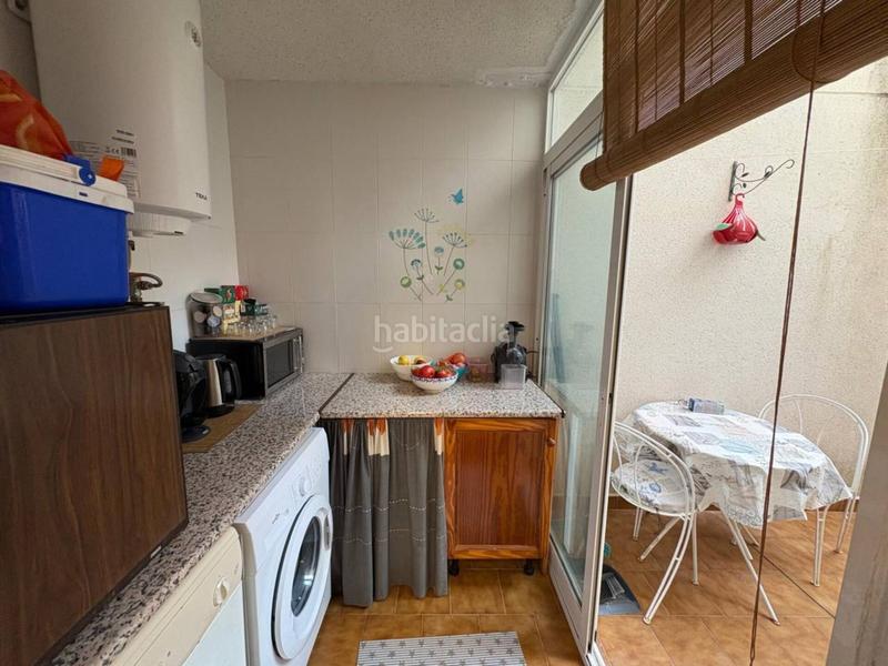 Foto 0c633b07-705e-4994-bc42-dbc468a9ba06. Casa en barcelona 33 bajo internacional en Castalla