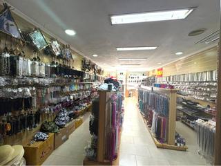 Local commercial  Arquebisbe loaces. Venta de local comercial en alicante  alacant