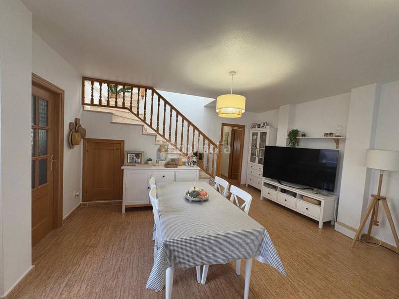 Foto 39d4f1ee-8d14-4d9f-b5d6-efece90bcd70. Xalet amb aparcament a Castalla